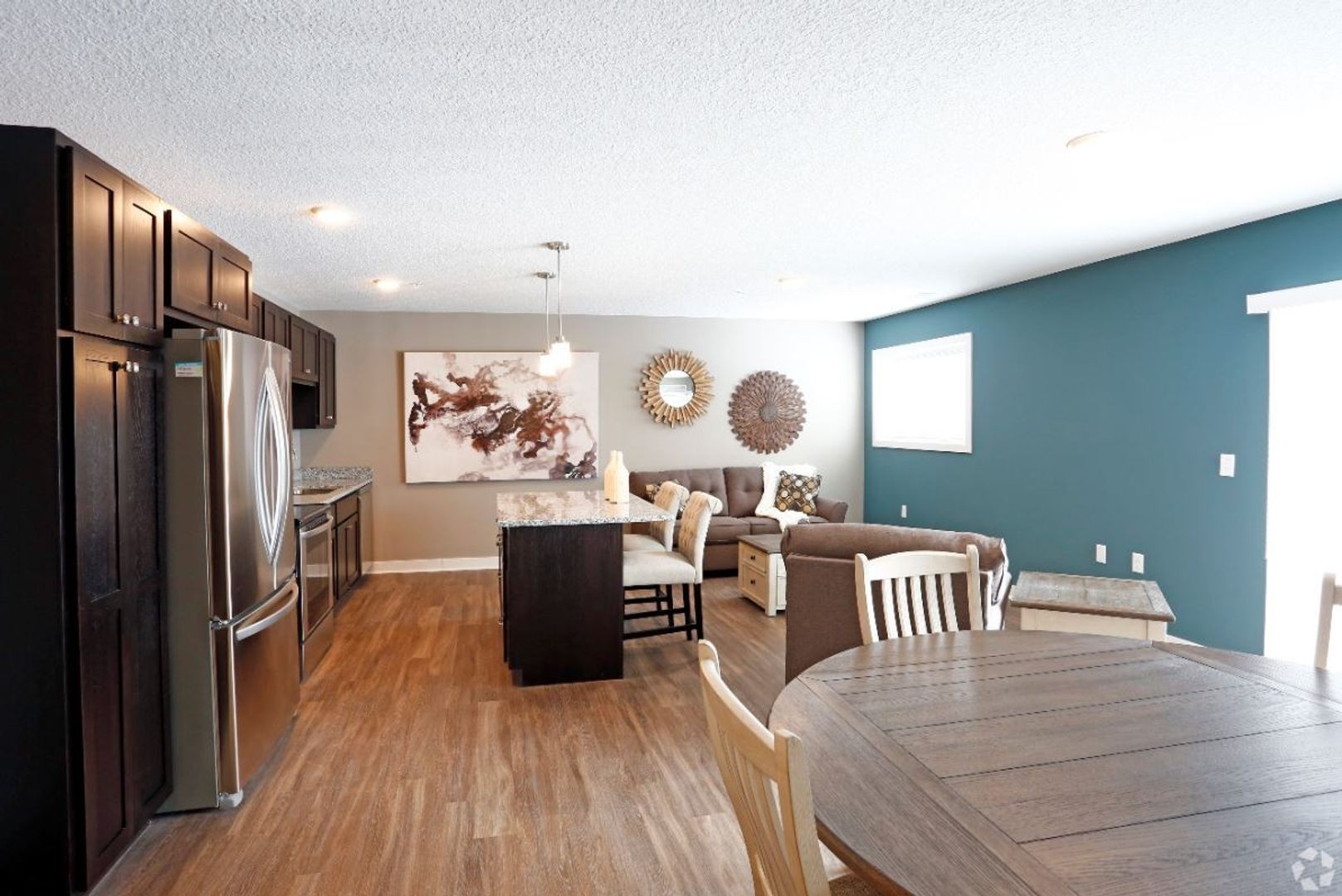 Fort Wayne Apartment: 2907 Westbrook Drive