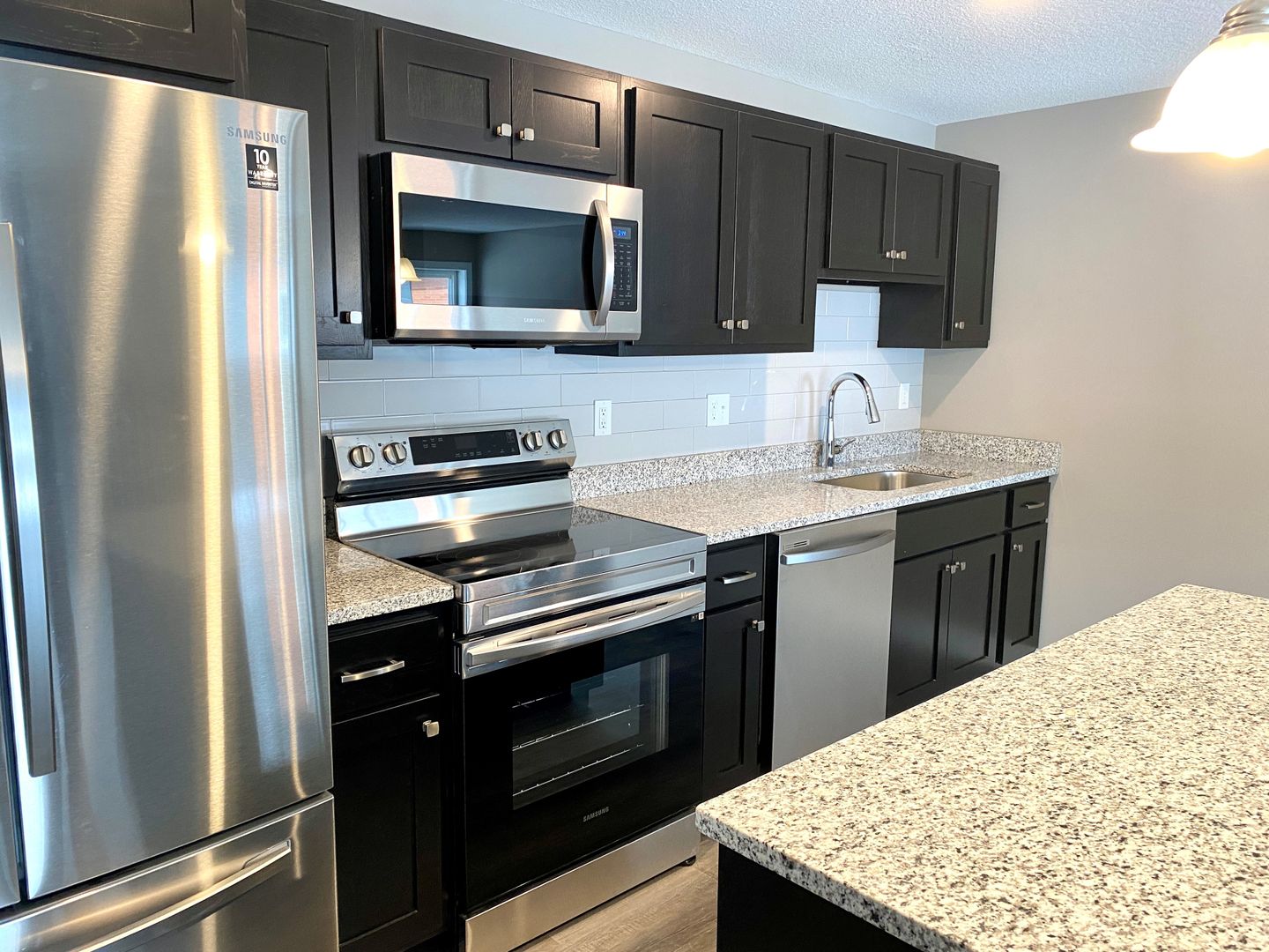 Fort Wayne Apartment: 2817 Westbrook Drive