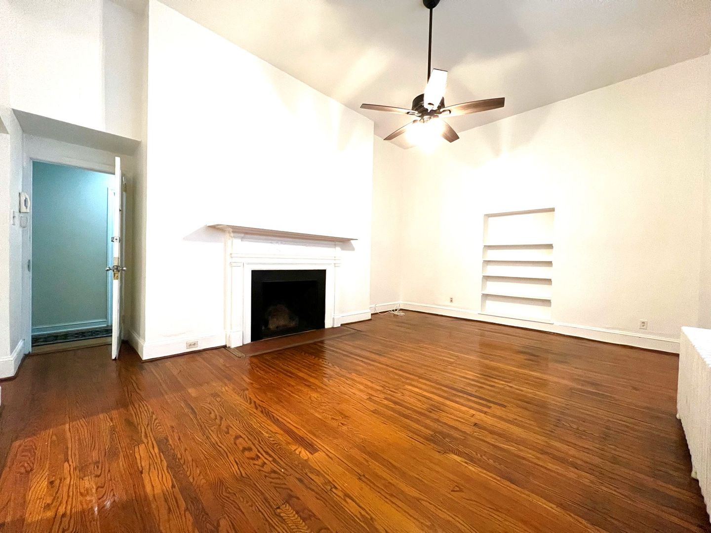 Philadelphia Apartment: 30 S. 22nd St