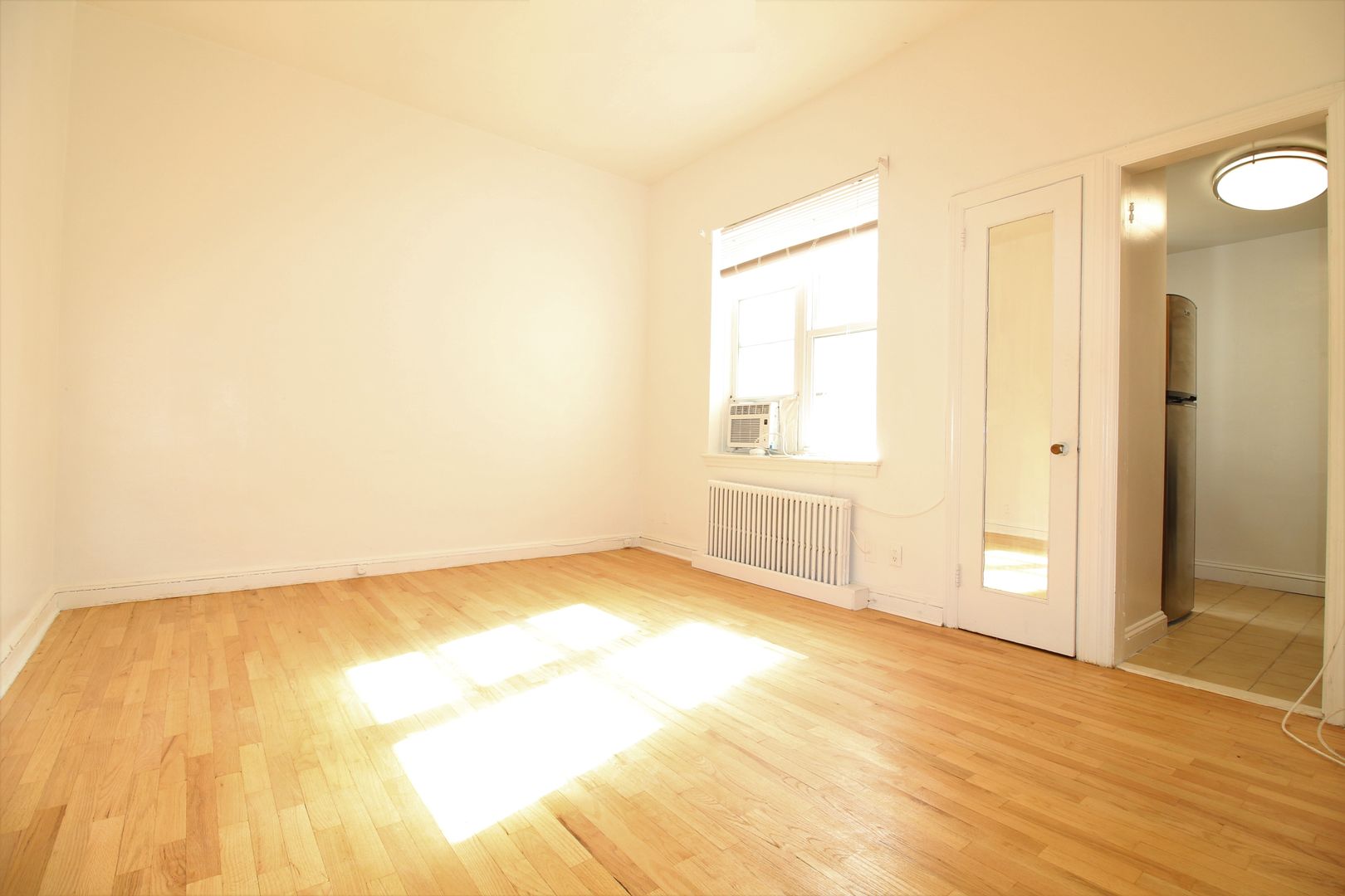 Philadelphia Apartment: 1616 Pine St