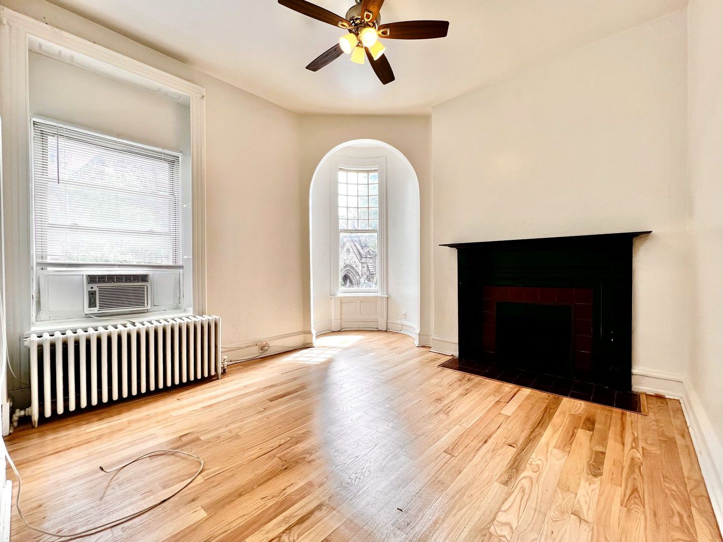 Philadelphia Apartment: 30 S. 22nd St