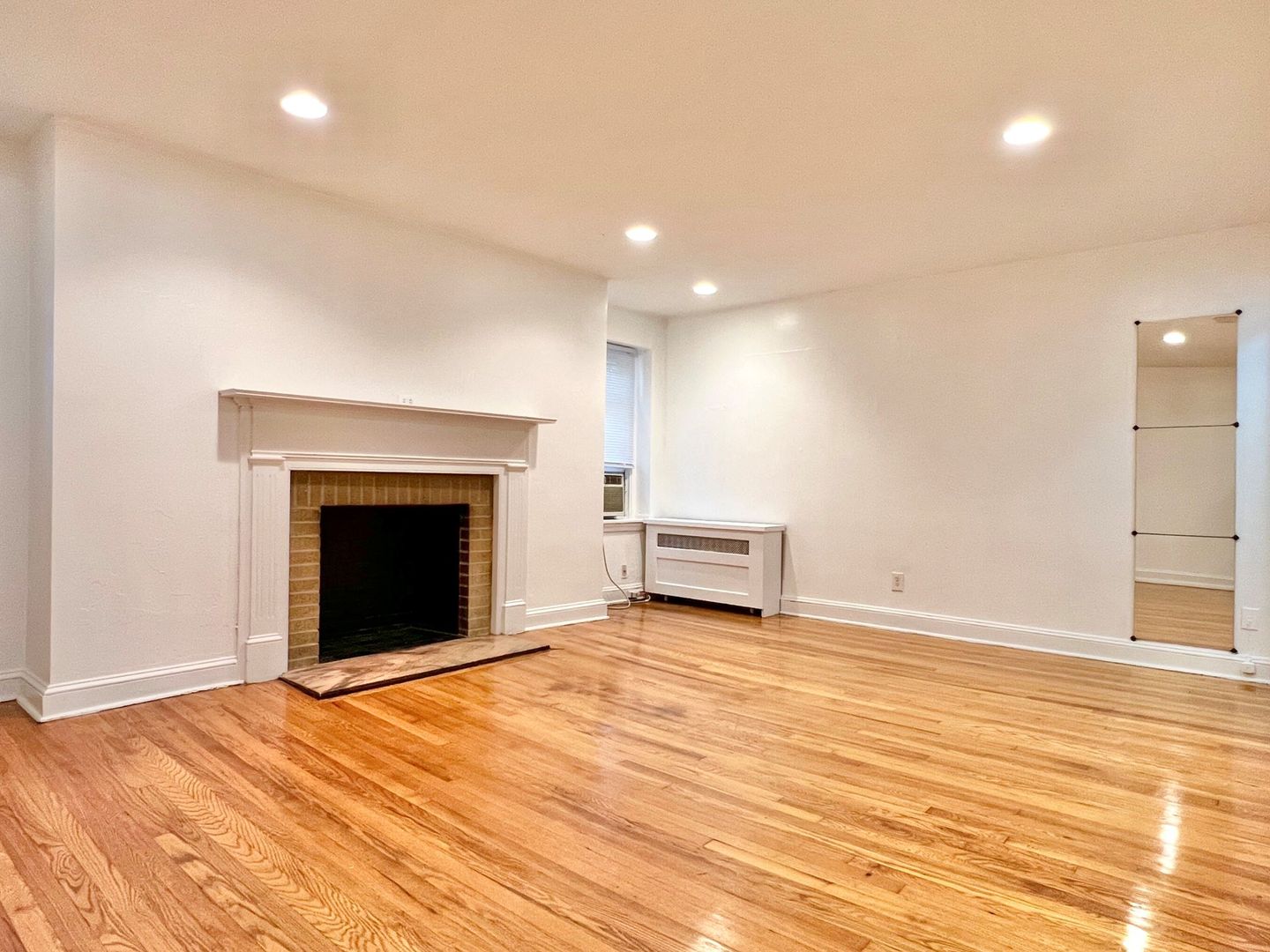 Philadelphia Apartment: 30 S. 22nd St