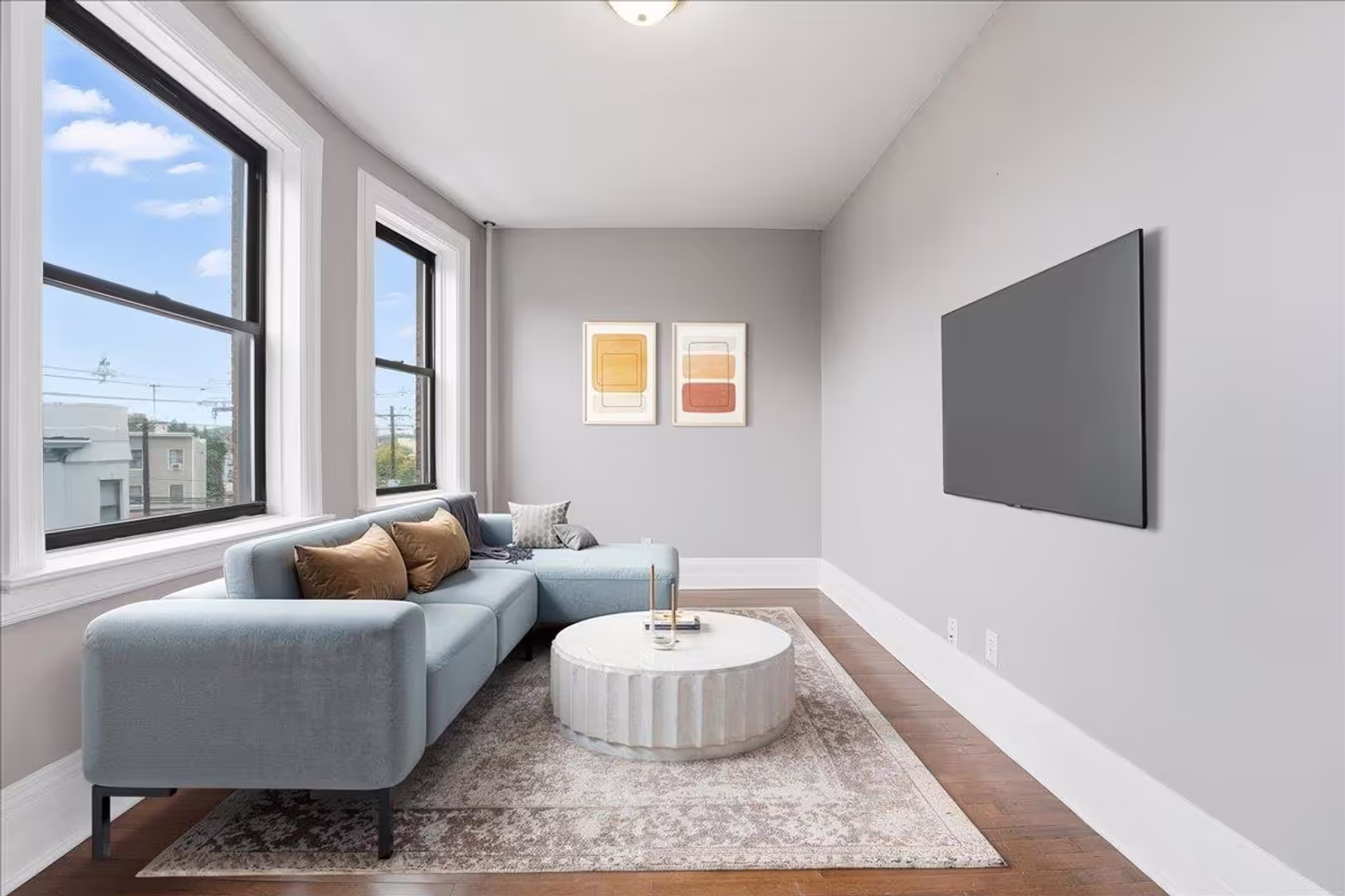 Jersey City Apartment: 134 Clifton Pl