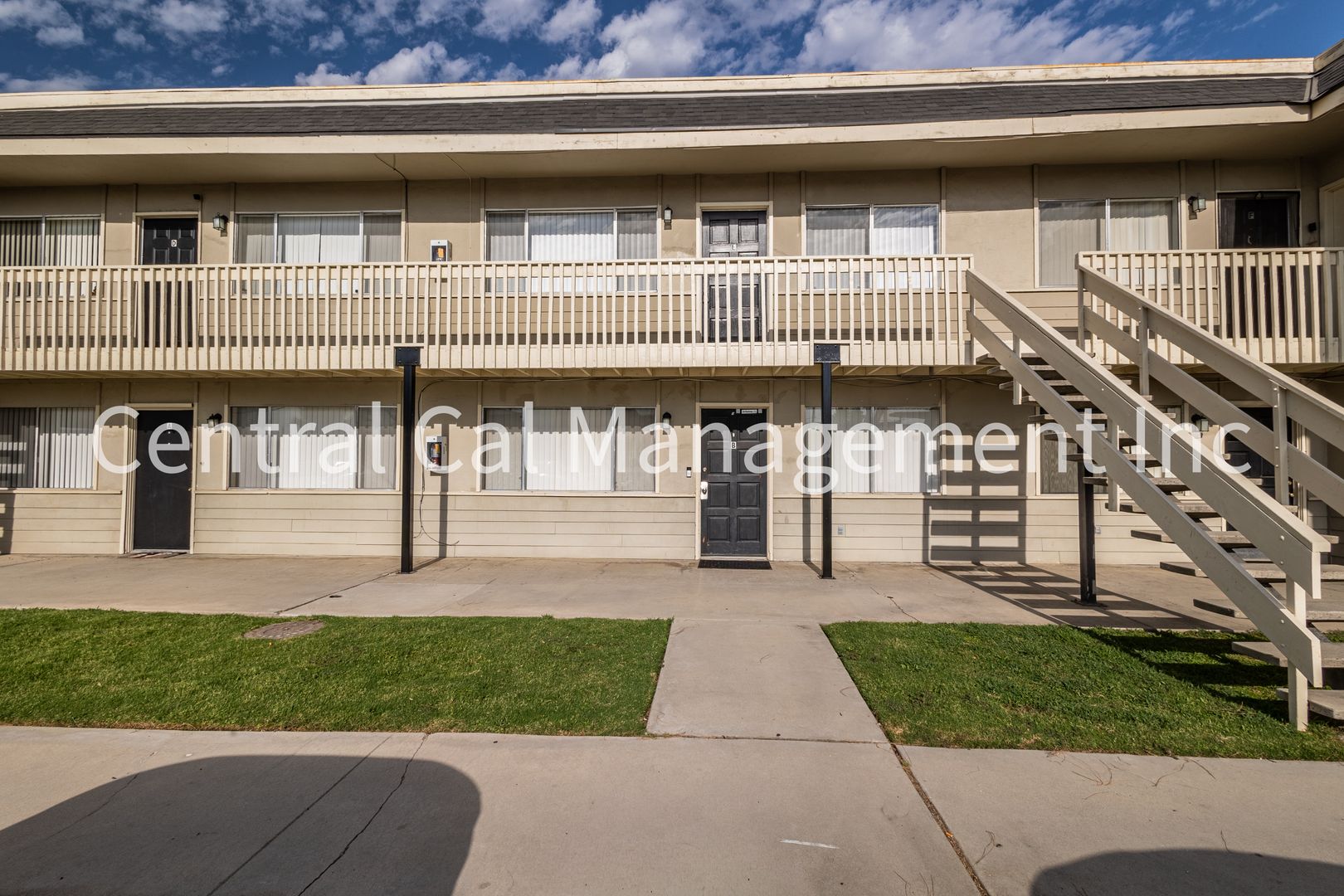 Bakersfield Apartment: 4008 Fishering Drive