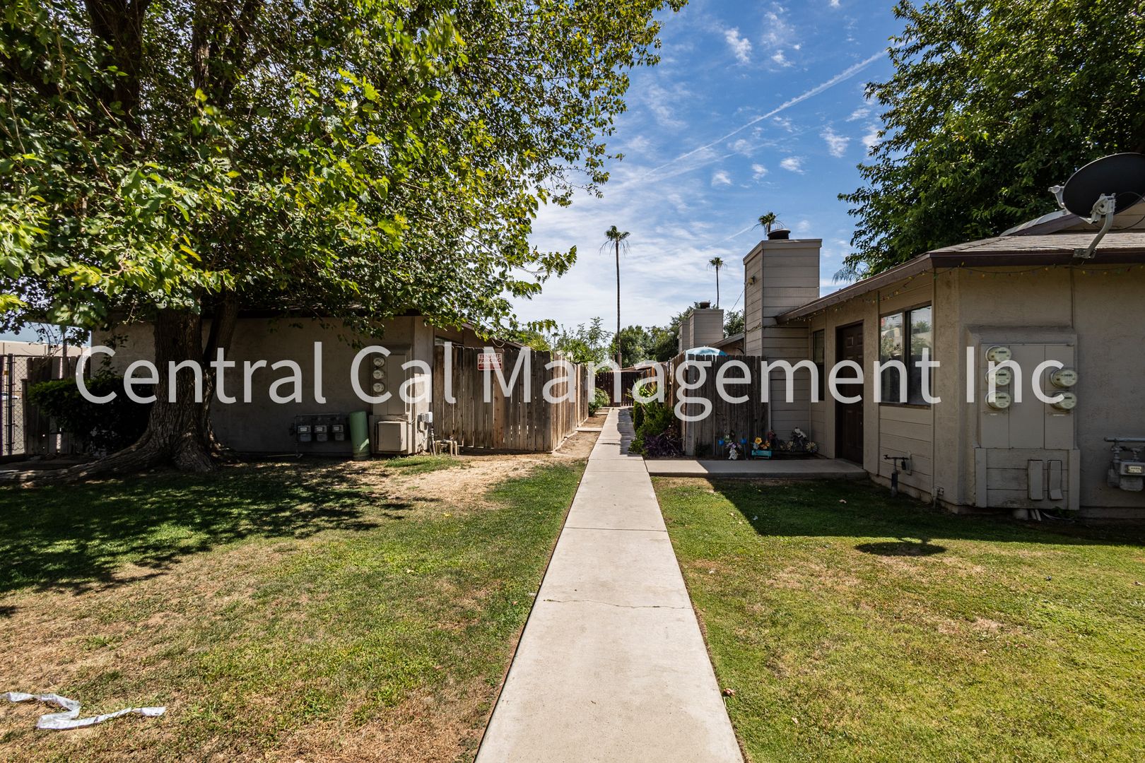 Bakersfield Apartment: 1913 Wilson Rd