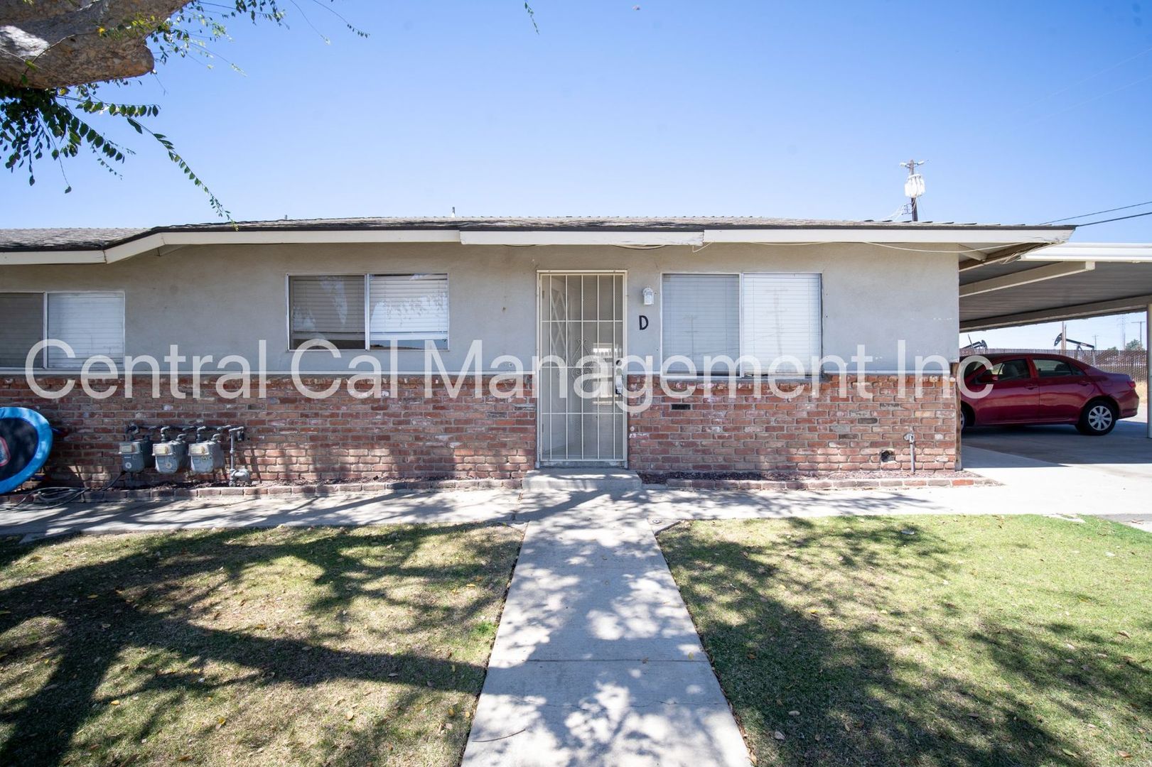 Bakersfield Apartment: 932 Day Ave.