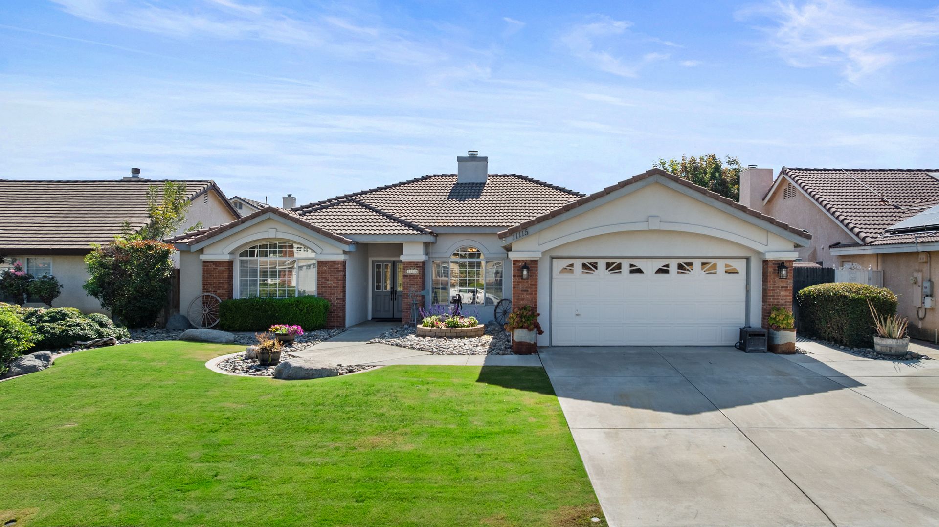 Bakersfield House: 11115 Lakewood Ct