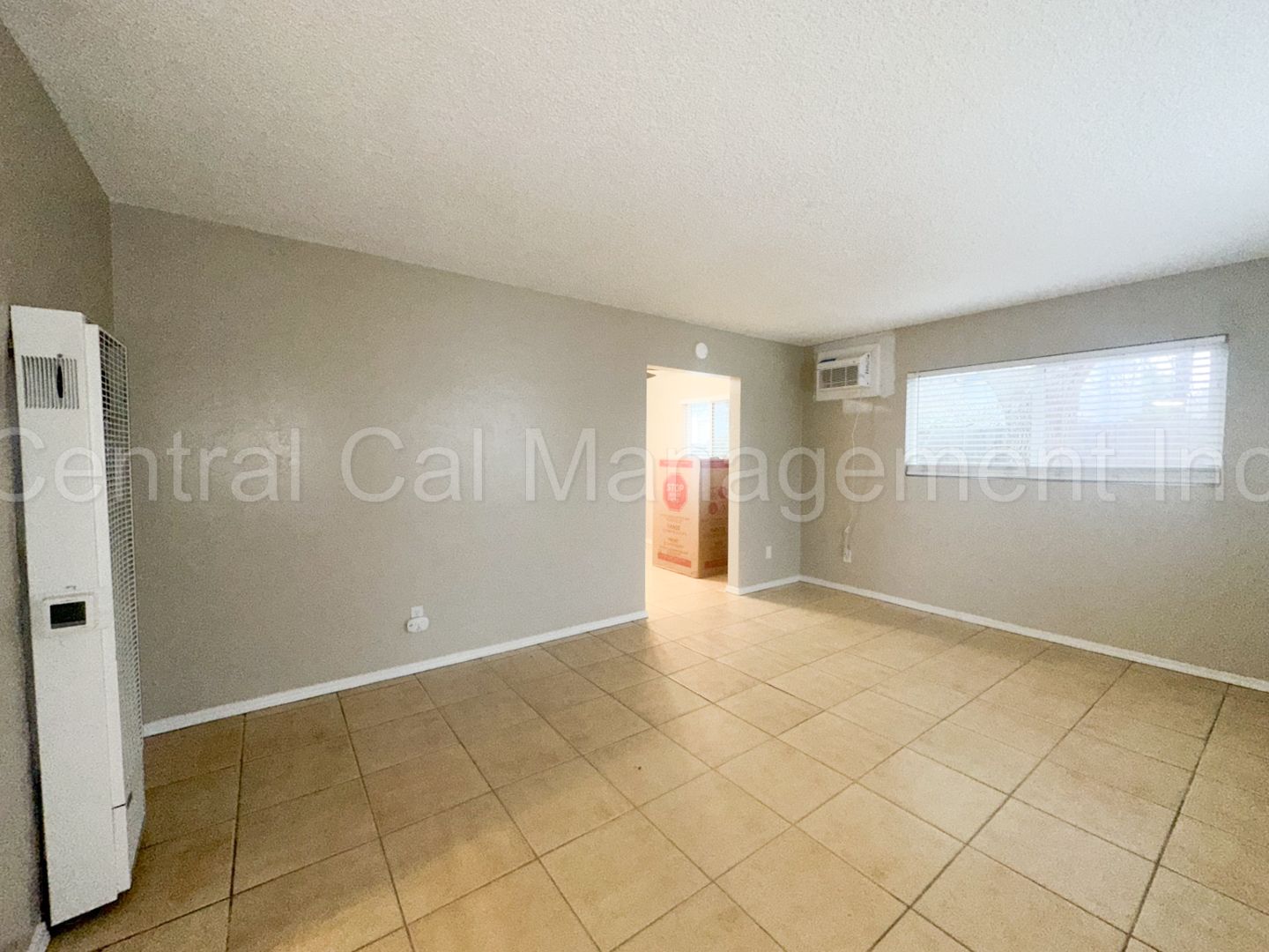 Bakersfield Apartment: 1114 Williams St