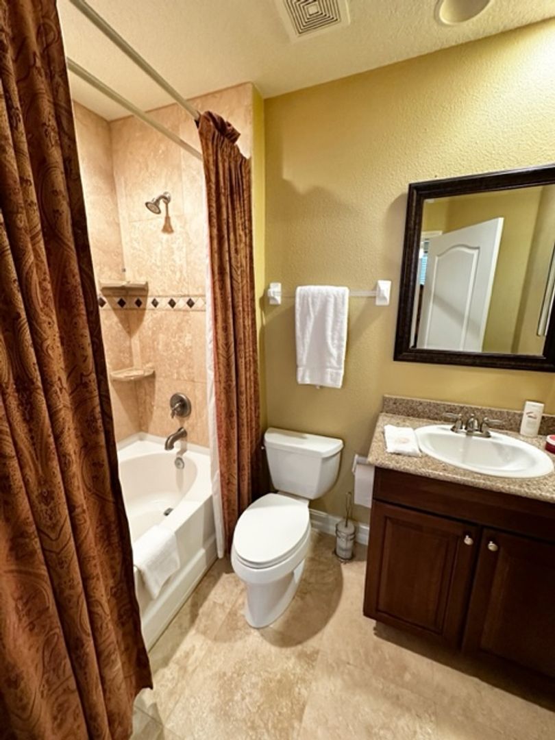 Lake Mary House: 4232 Messina Drive