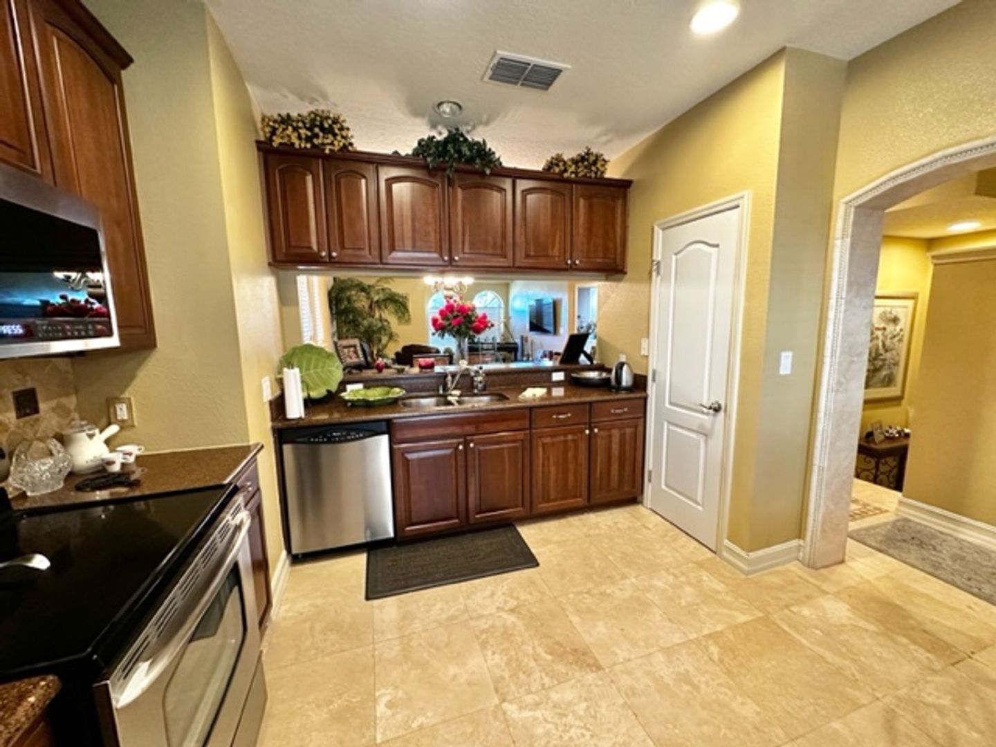 Lake Mary House: 4232 Messina Drive