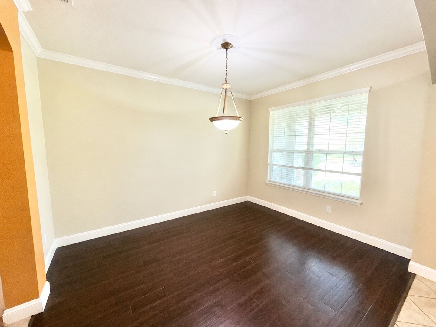 R2103C - 2103 Candlenut Cir 3 of 12