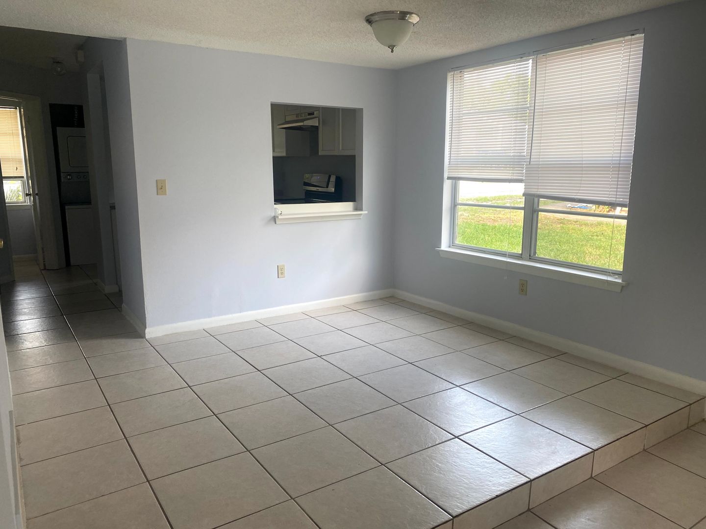 r12086 - 12086 Mendel Drive 4 of 12