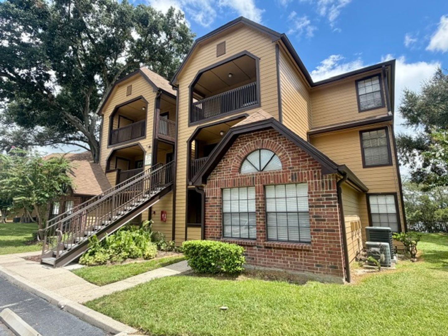Altamonte Springs House: 375 Lake Ontario Ct #102