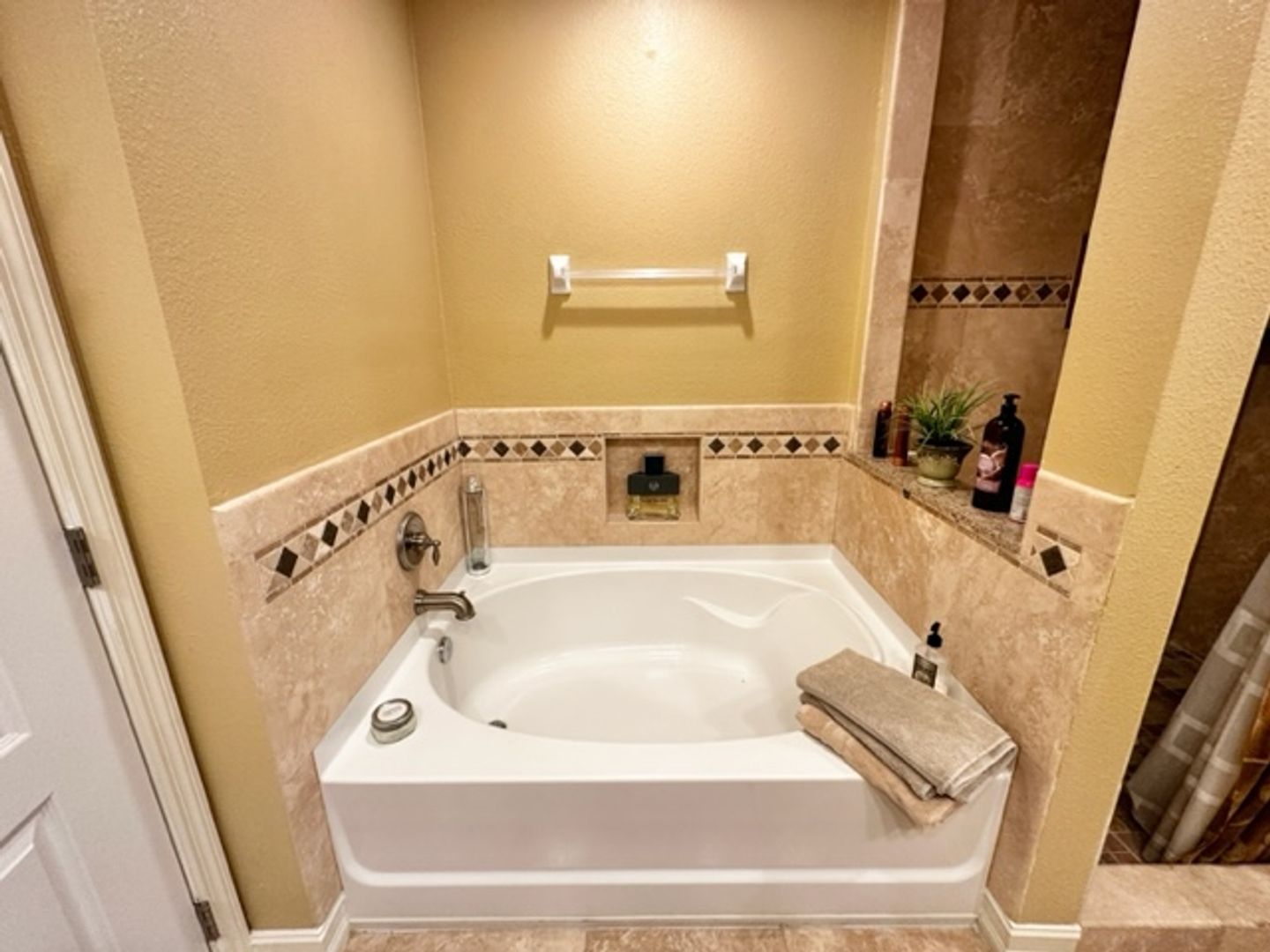 R4232M - 4232 Messina Drive 11 of 12