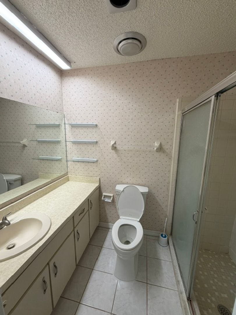 R101GR - 101 Grand Plaza Drive Apt F-4 9 of 12