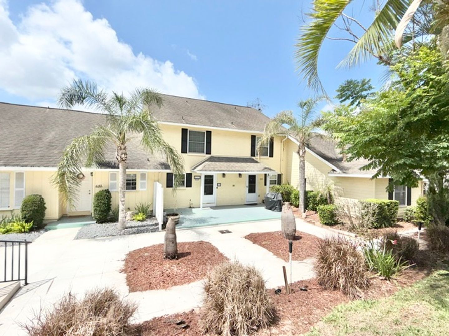 Apopka Townhome: 1355 Villa Lane