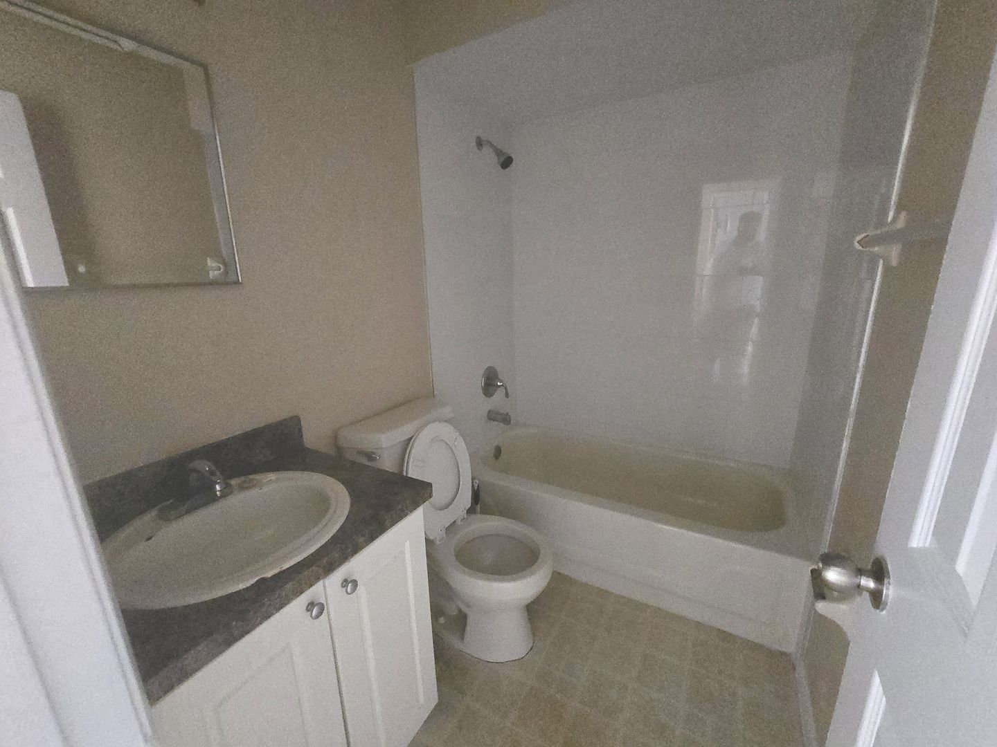 L9933S - 9933 Sweepstakes Ln Apt 4 7 of 12