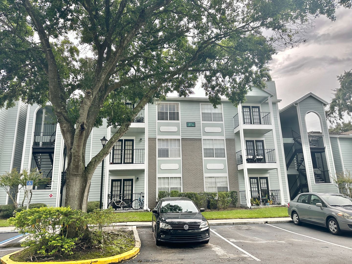 2550 N Alafaya Trail