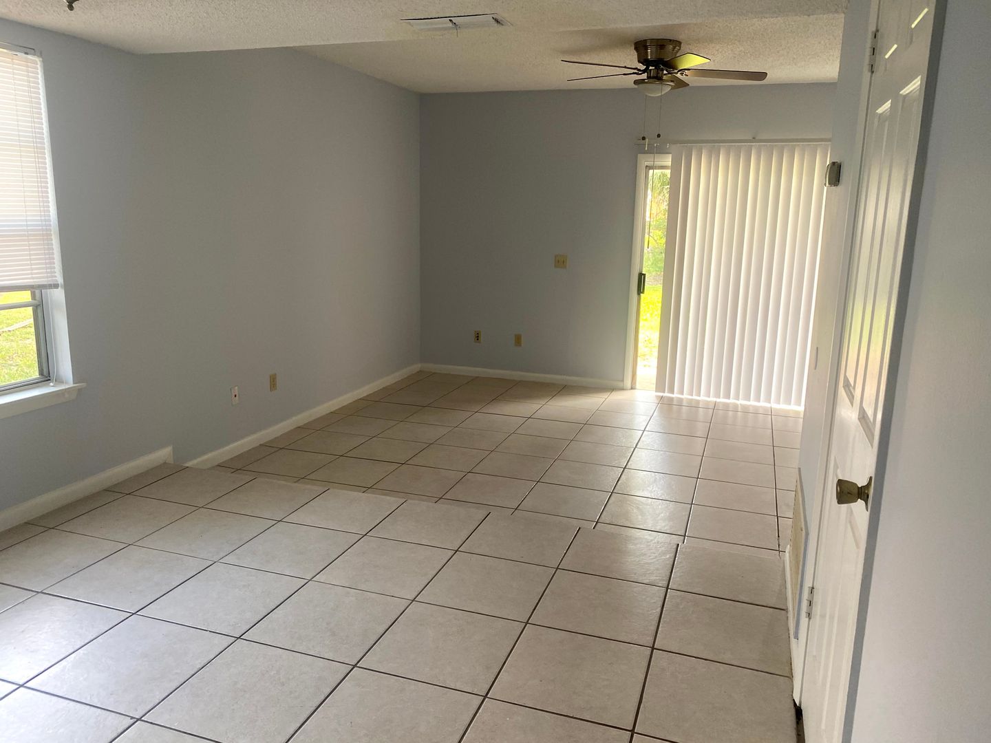 r12086 - 12086 Mendel Drive 2 of 12