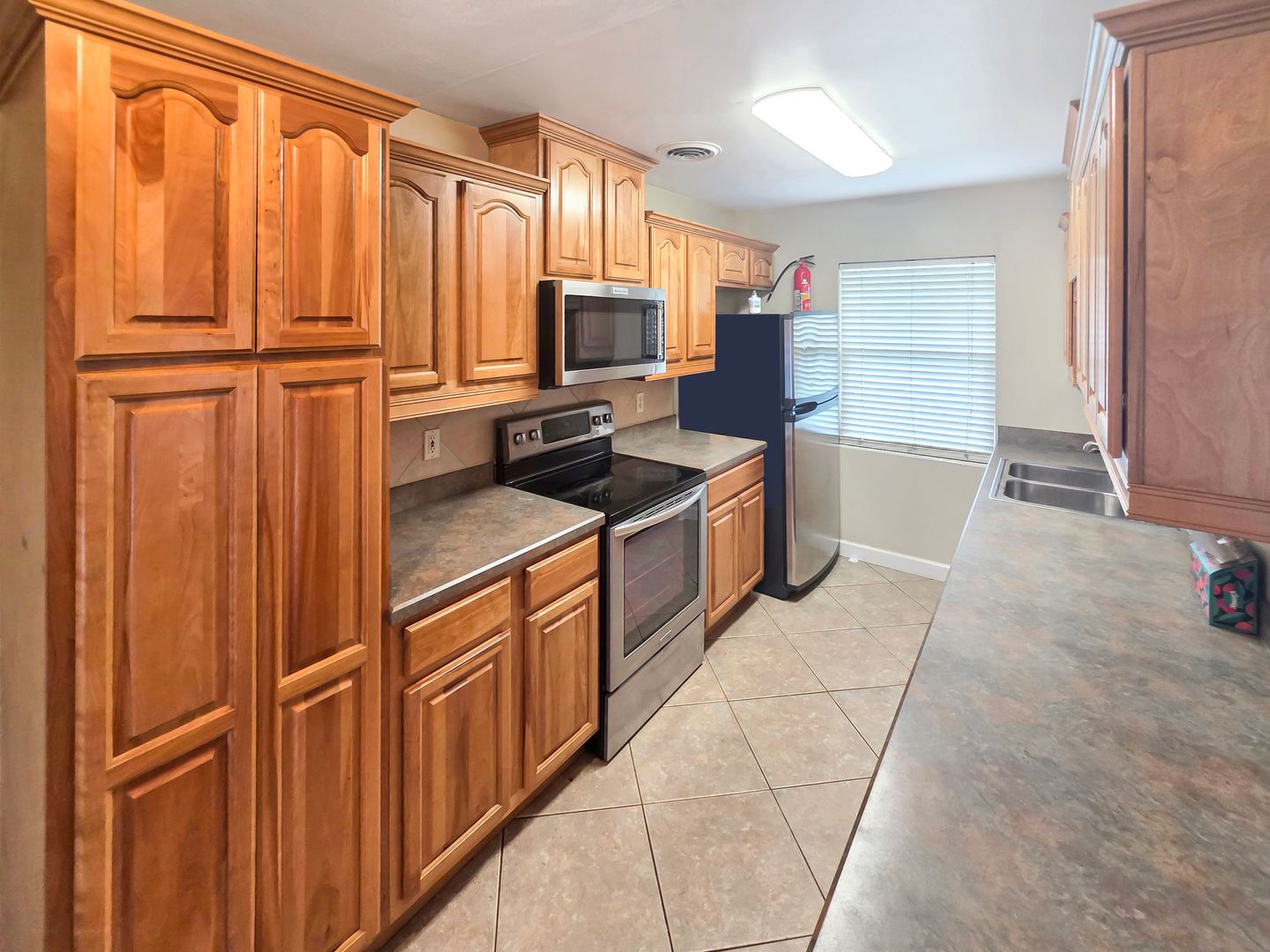 R5117L - 5117 Lake Howell Road 6 of 12