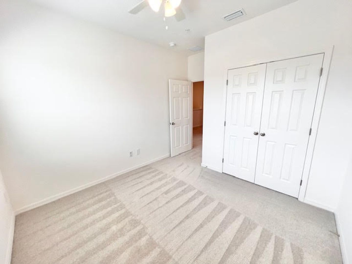 R1638A - 1638 Acclaim Road 11 of 12