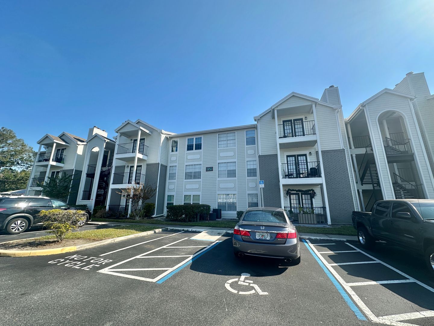 Orlando Apartment: 2550 N Alafaya Trail