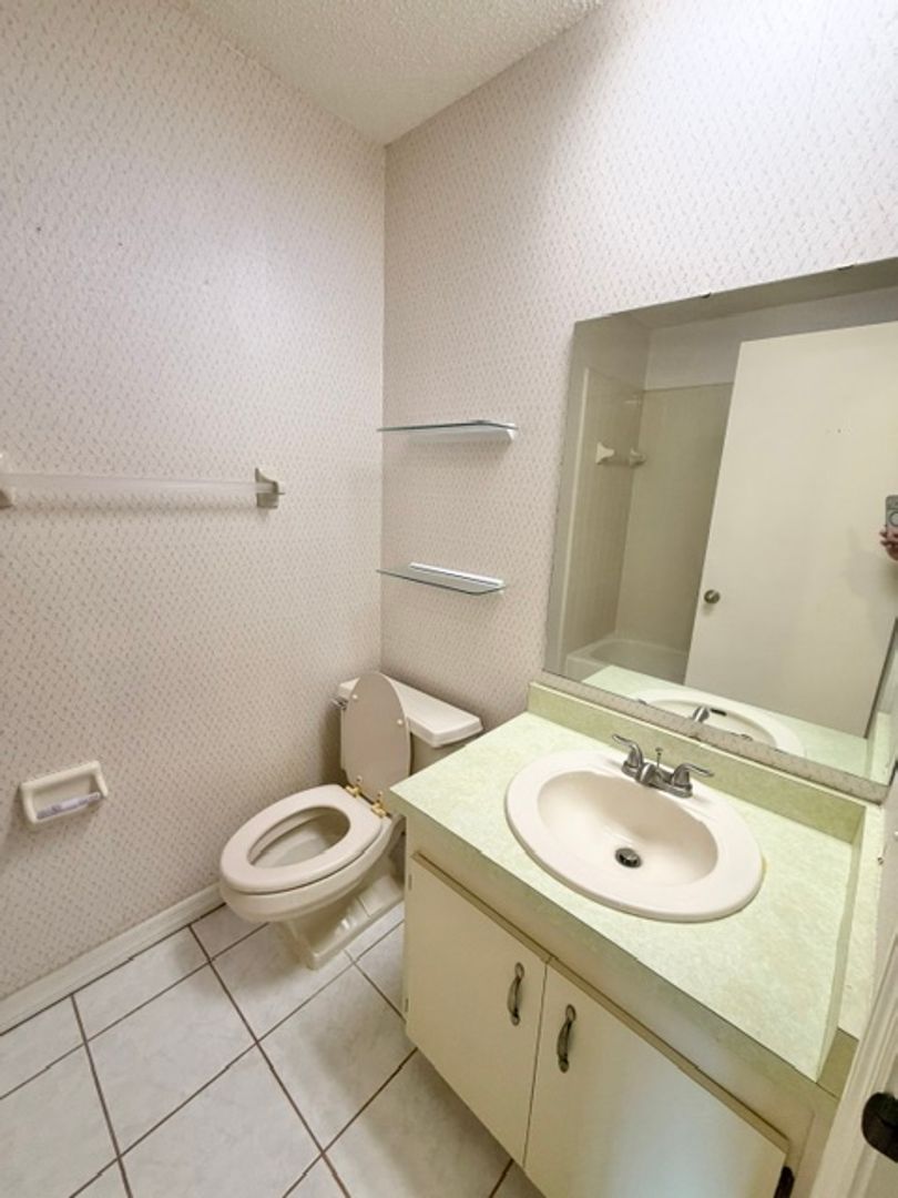 R101GR - 101 Grand Plaza Drive Apt F-4 12 of 12