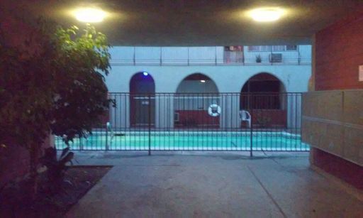 Very Affordable 1 BR In Van Nuys, Gated Community! – photo 1