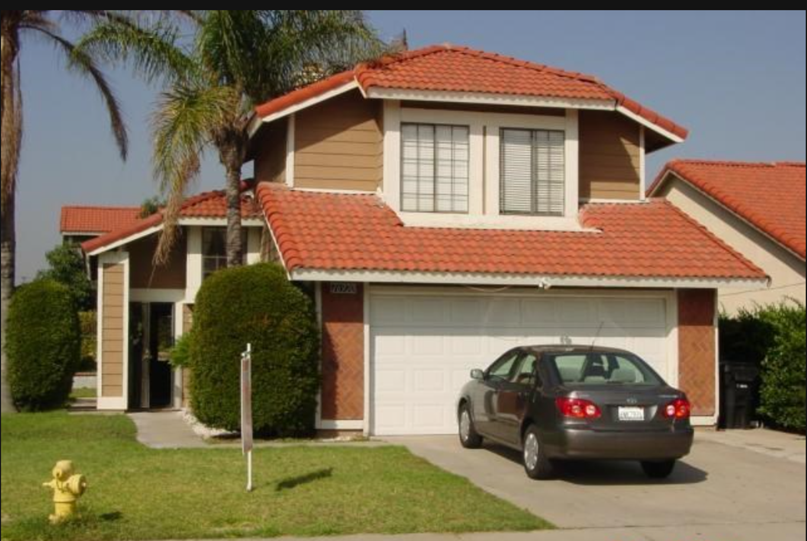 FONTANA House: 16920 LOS CEDROS AVE