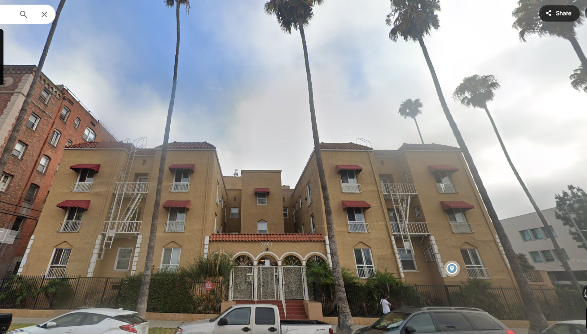 Los Angeles Apartment: 3701 W 1st Street