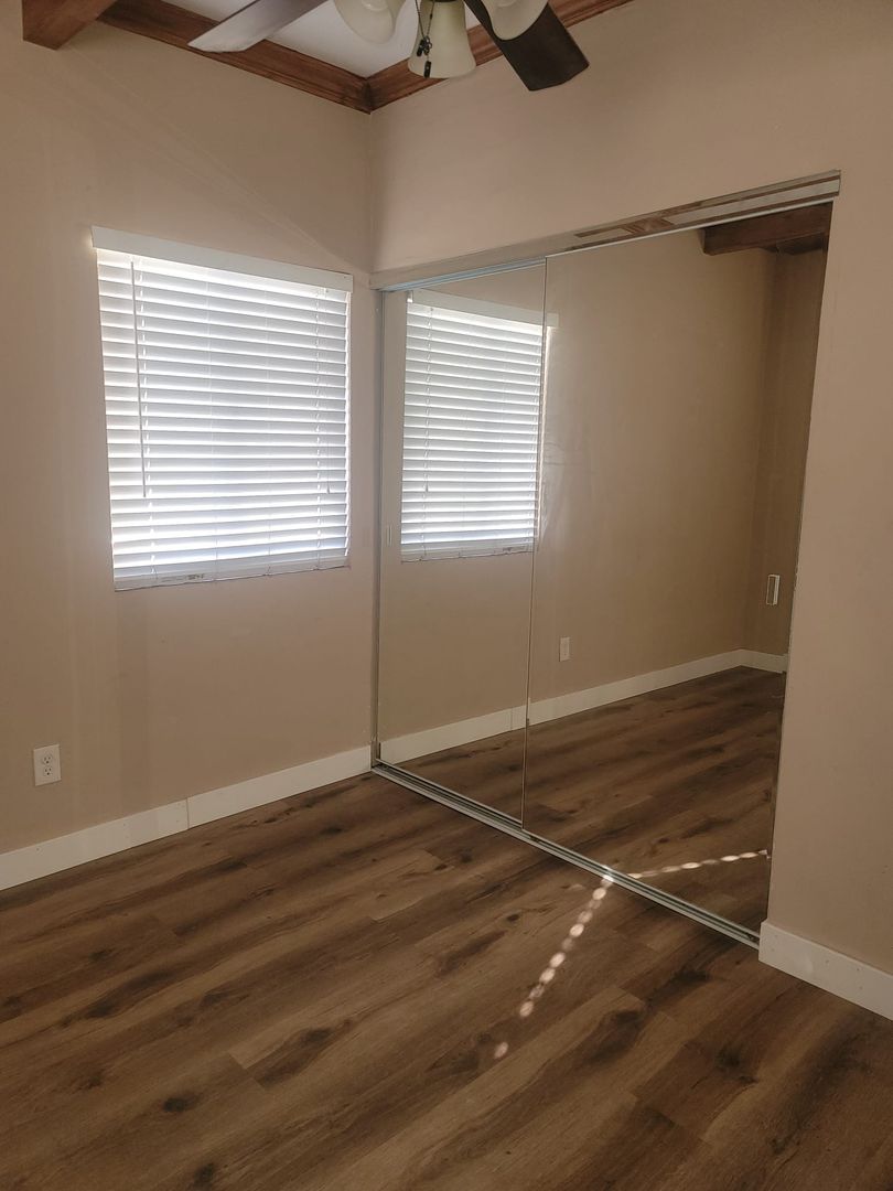 Los Angeles Apartment: 963 N Harvard Blvd.