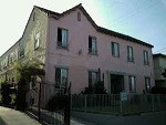 Los Angeles Apartment: 1197 N Ardmore Ave.