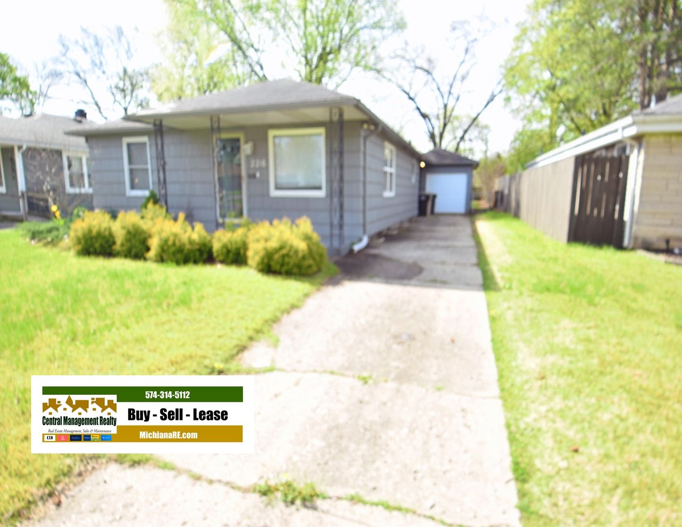 South Bend House: 2218 E. Washington