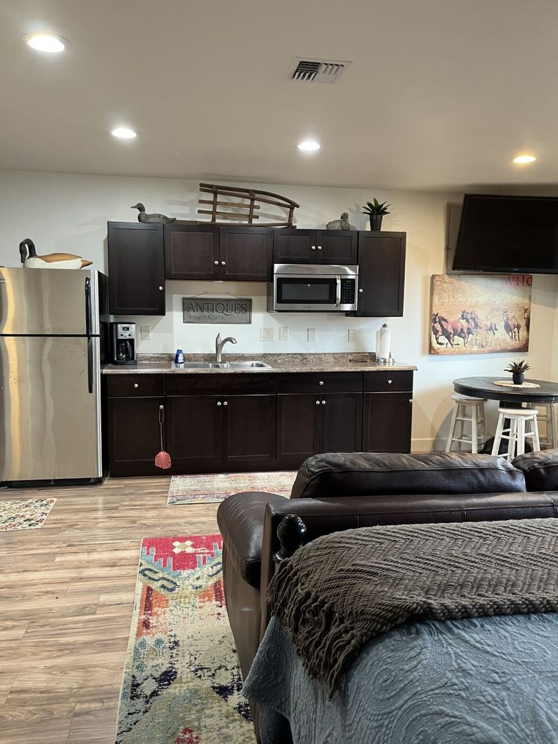 18600 Couch Market Road Unit 1 3 of 10