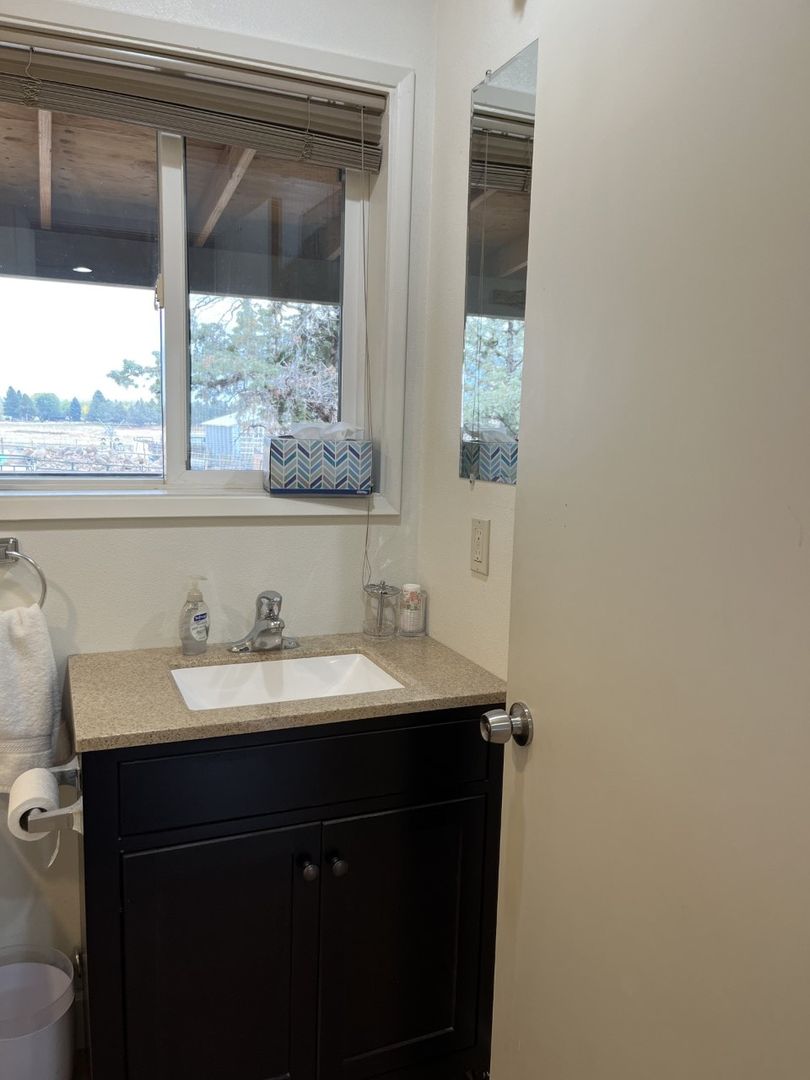 18600 Couch Market Road Unit 1 5 of 10