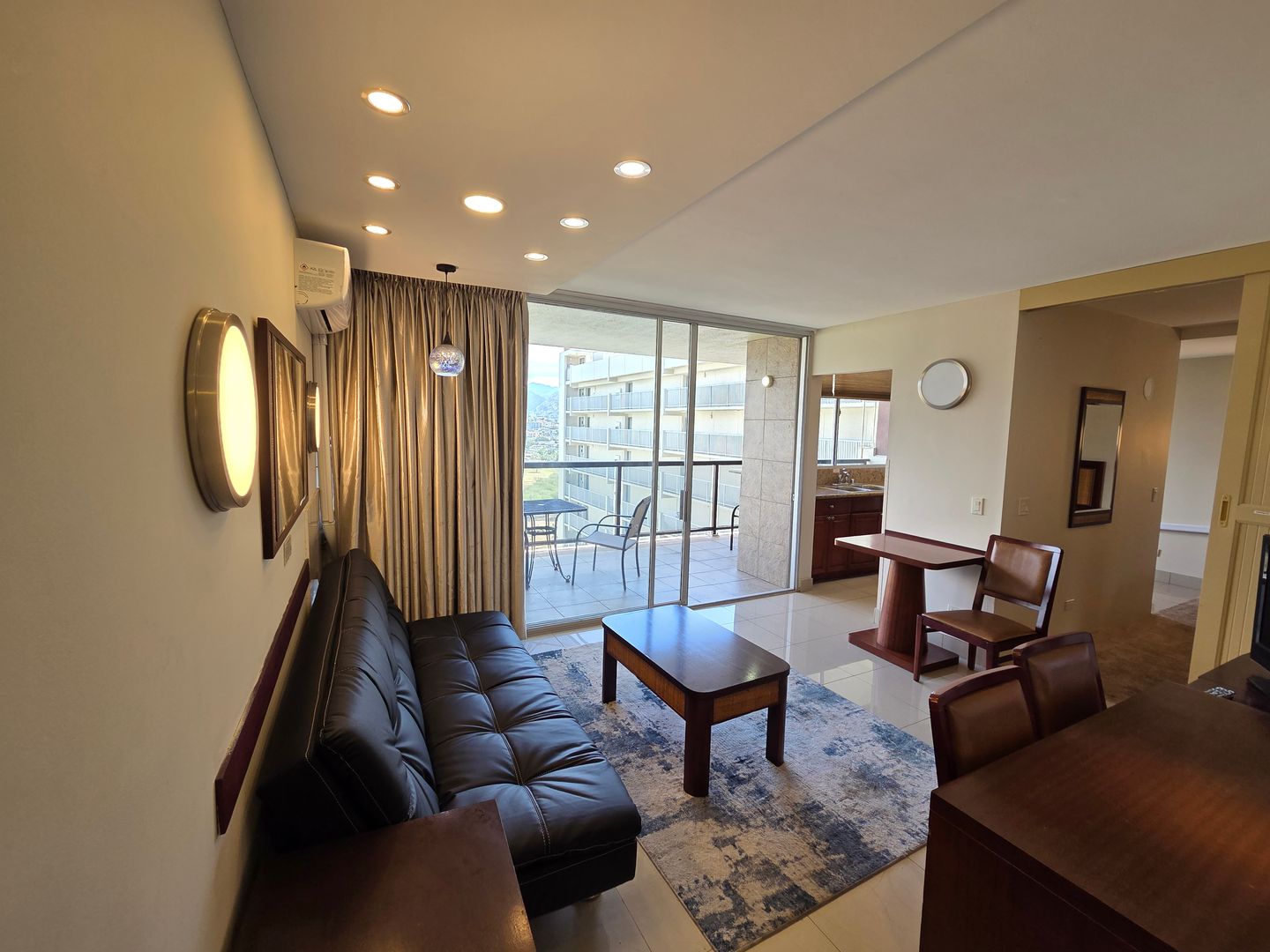 Honolulu Apartment: 444 Nahua Ave