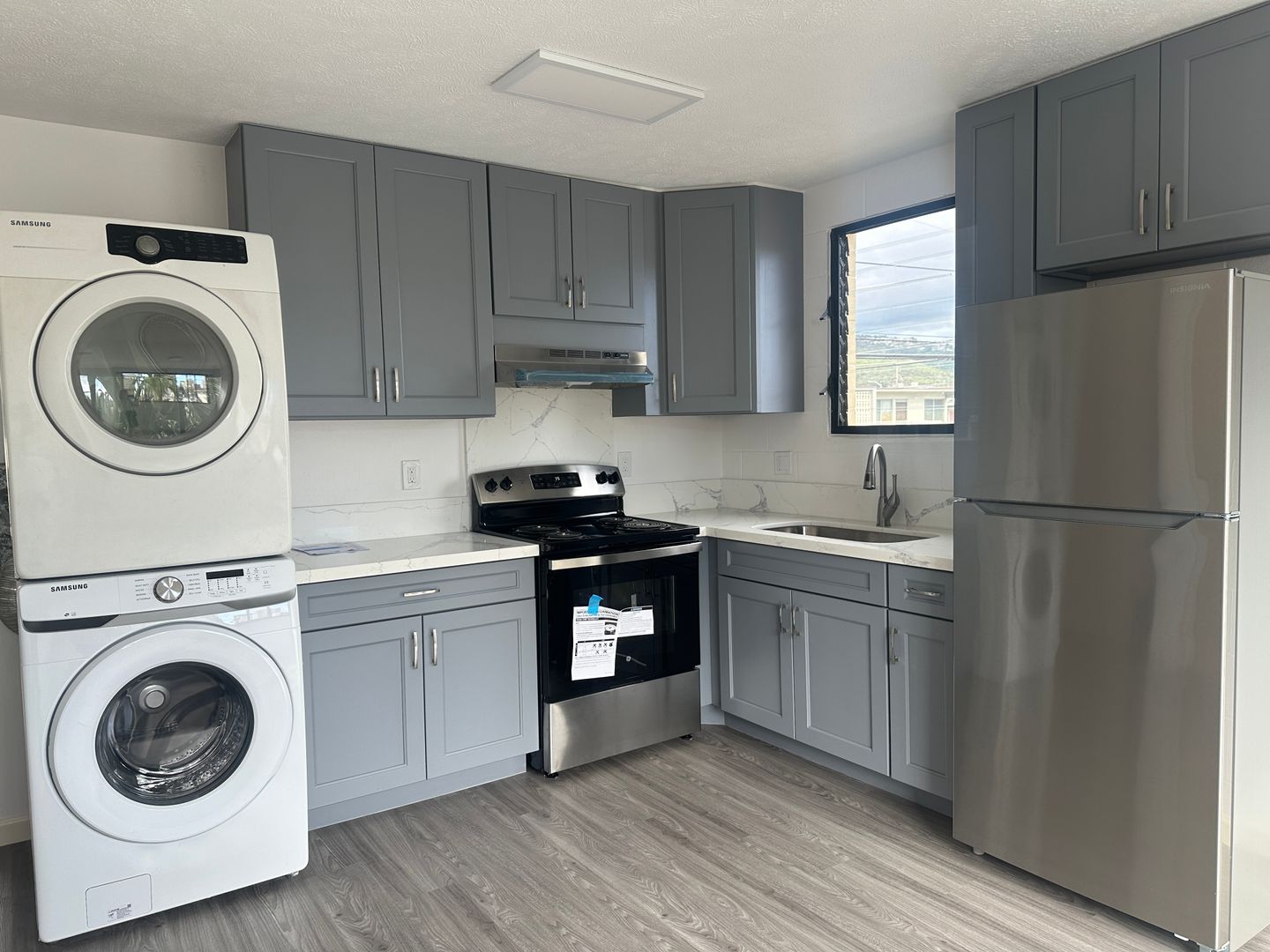 Honolulu Apartment: 922 Wiliwili Street