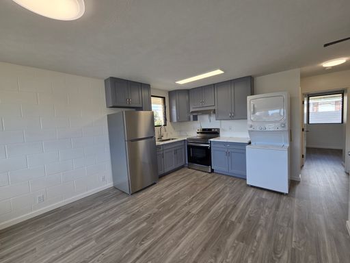 McCully/Moiliili-2 Bed/1 Bath/1 Open Parking – photo 1