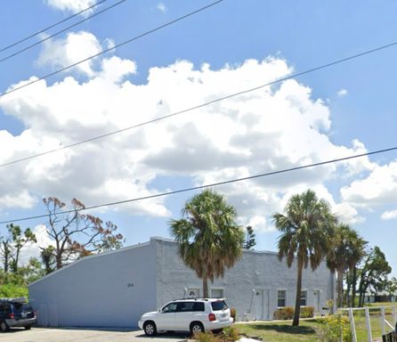 2 Bedroom, 1 bath, annual unit for rent