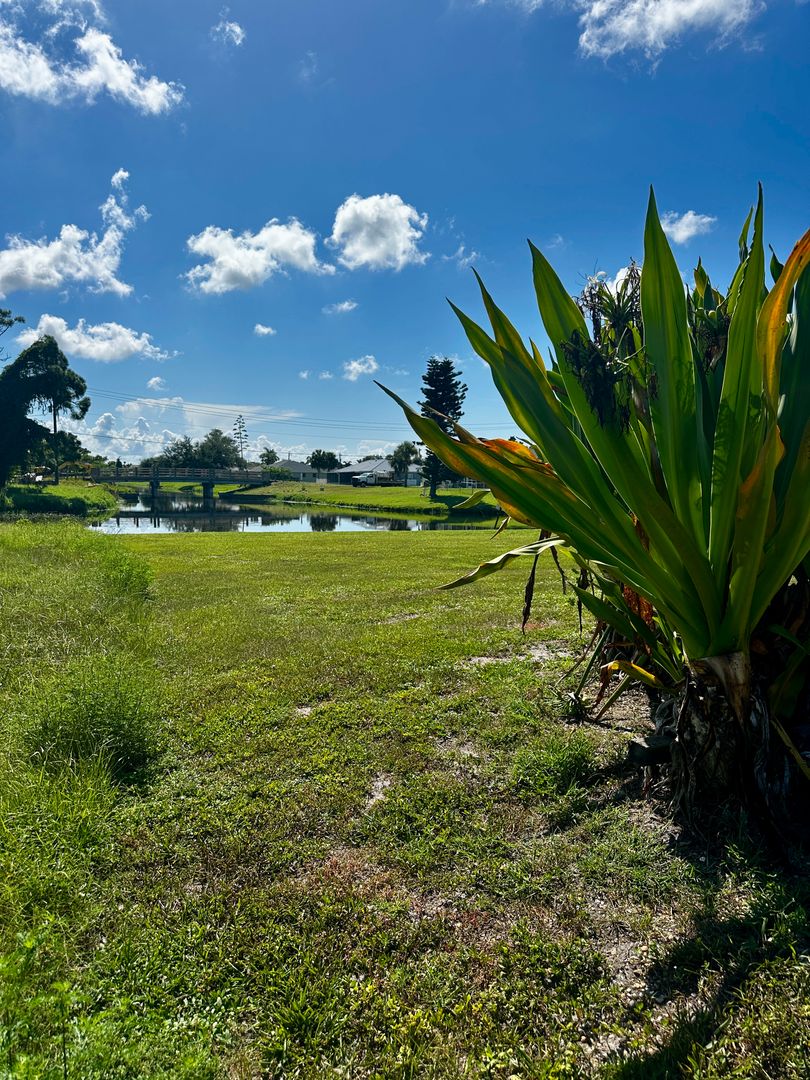 Rotonda West Apartment: 214 Boundary Blvd