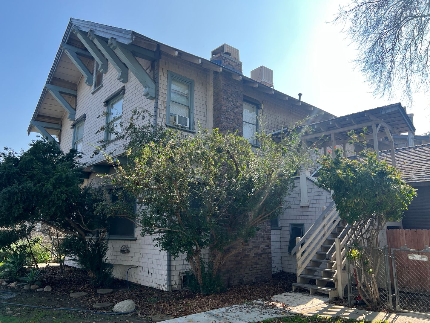 Bakersfield Apartment: 2313 19th Street