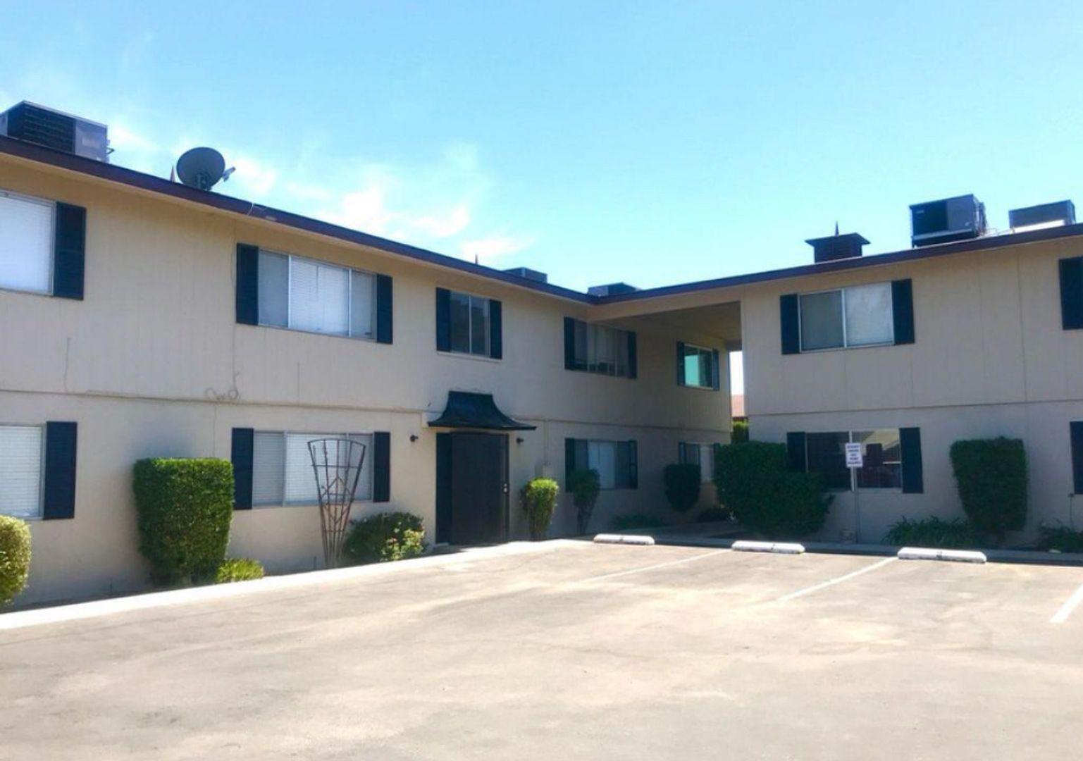 Bakersfield Apartment: 801 - 811 Taylor Street