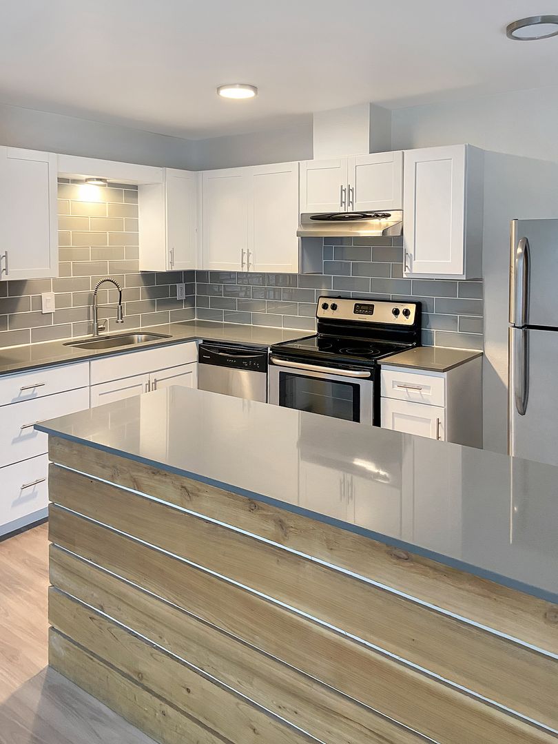 Beaverton Apartment: 13555 SW Jenkins Rd