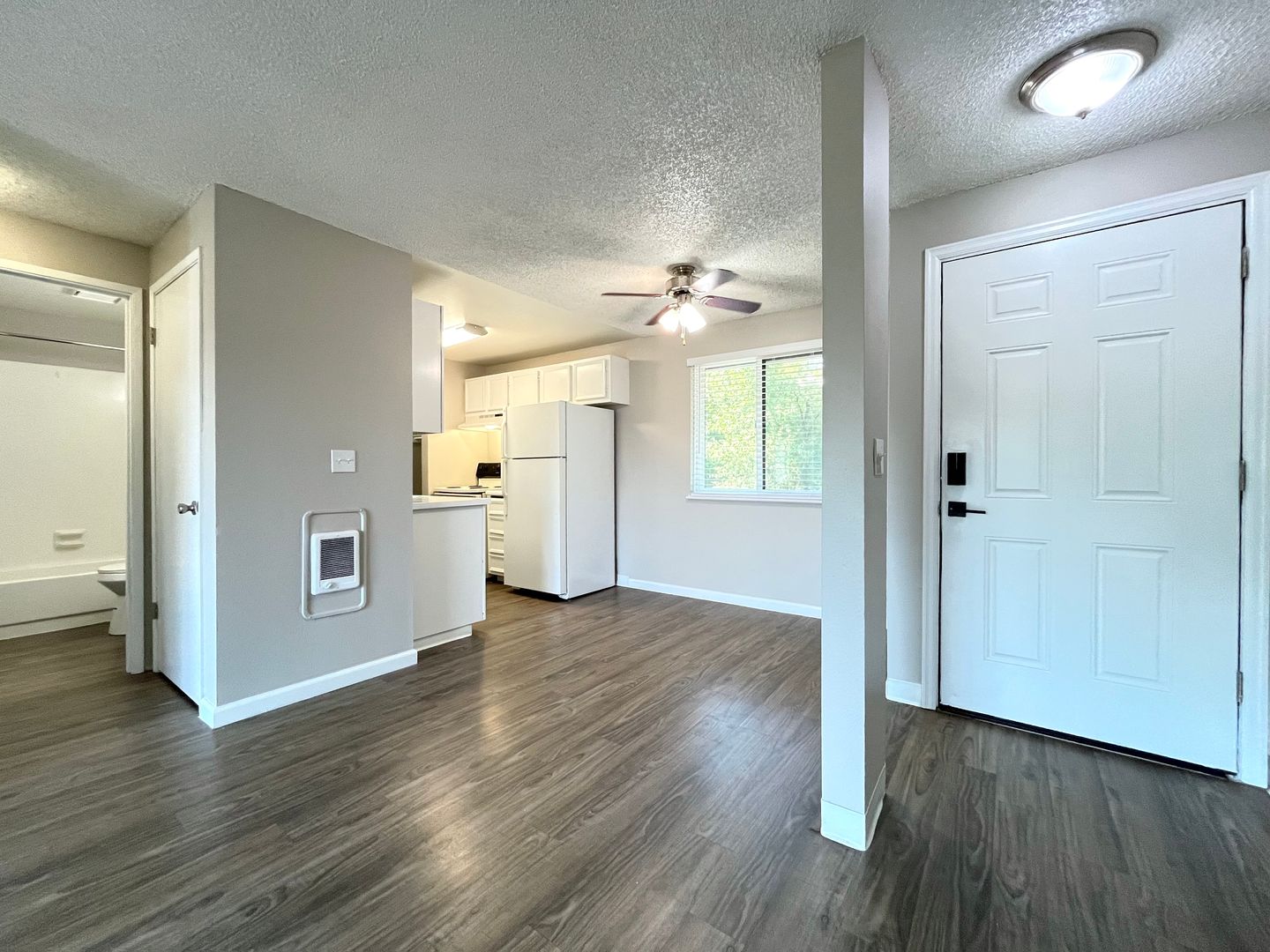 Beaverton Apartment: 14095 SW Walker Rd