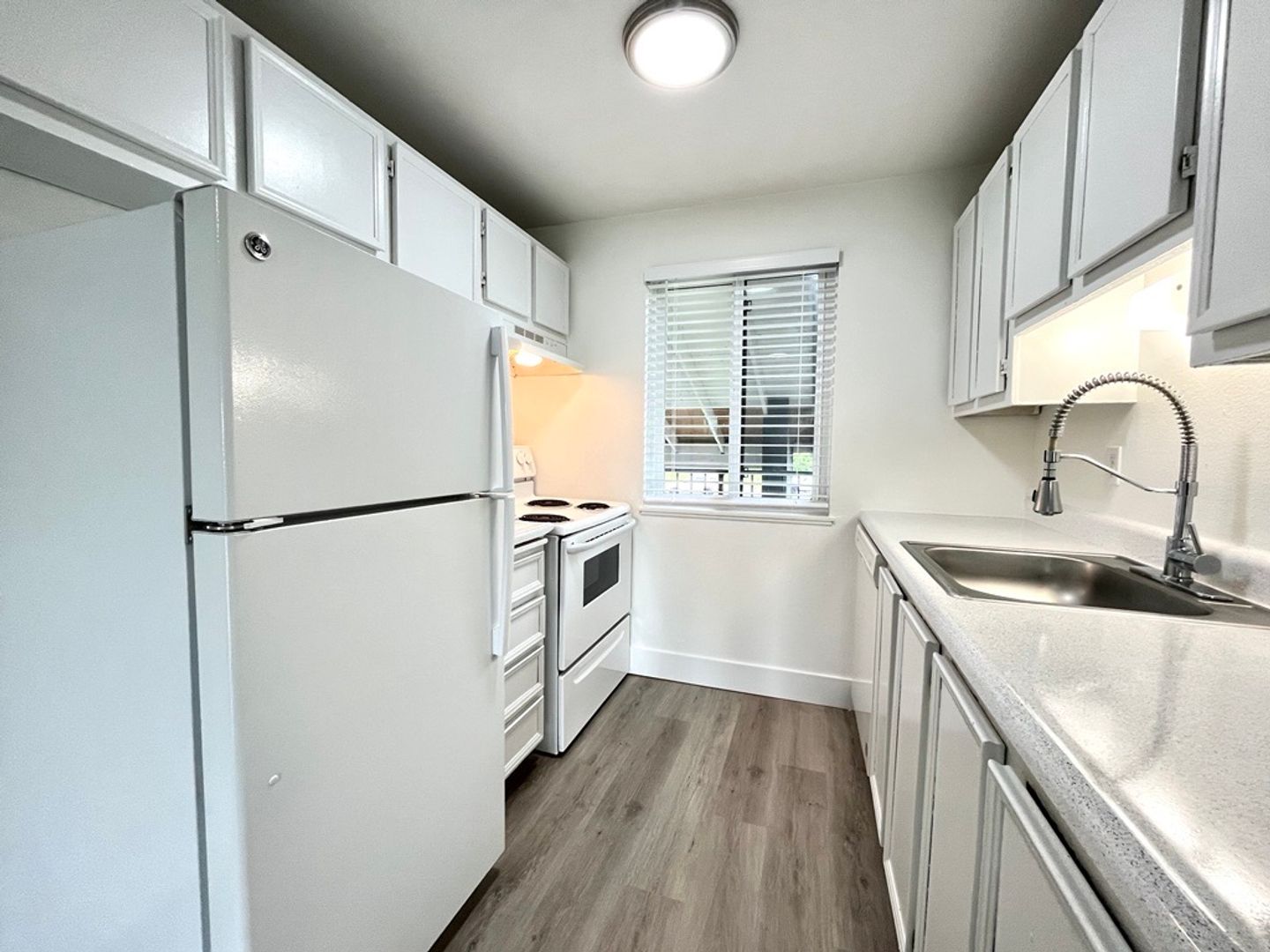 Beaverton Apartment: 14095 SW Walker Rd