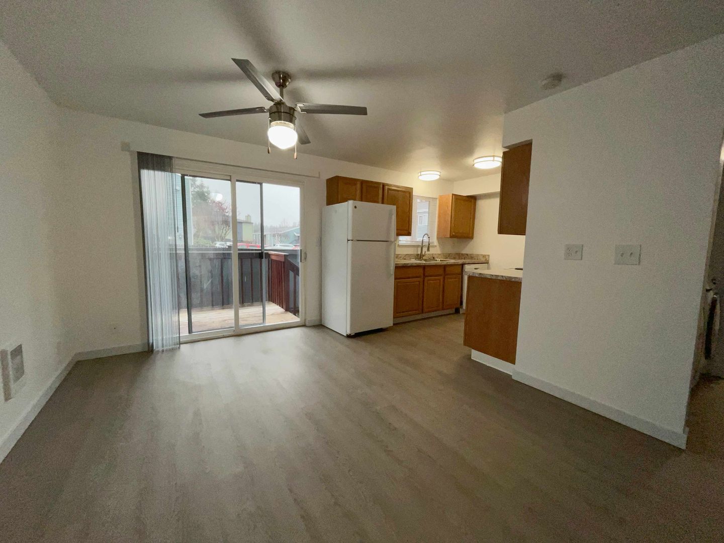 Everett Apartment: 747 75th Street SE