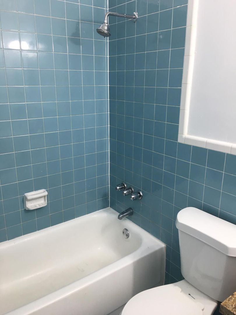 Hialeah Apartment: 1345 W 29 Street