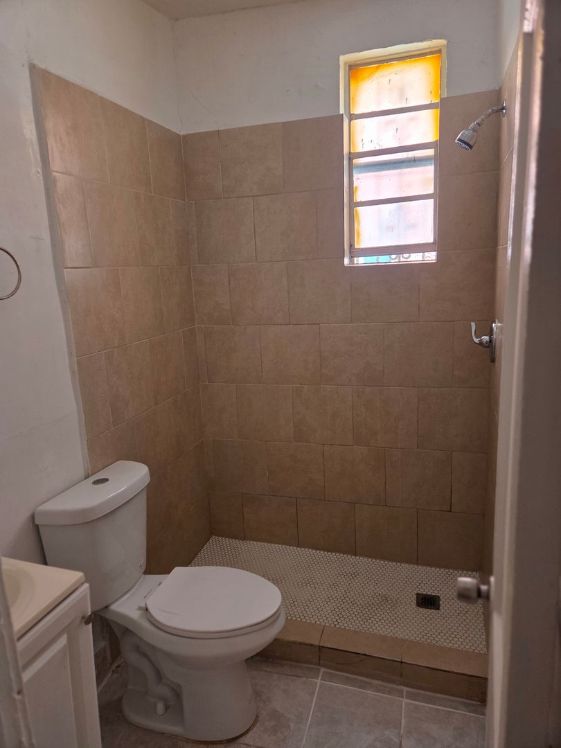 Miami Apartment: 879 SW 3 St