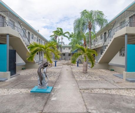 1 Bed 1 Bath Rental at 449 NW 8 St #202, Miami, FL – photo 1