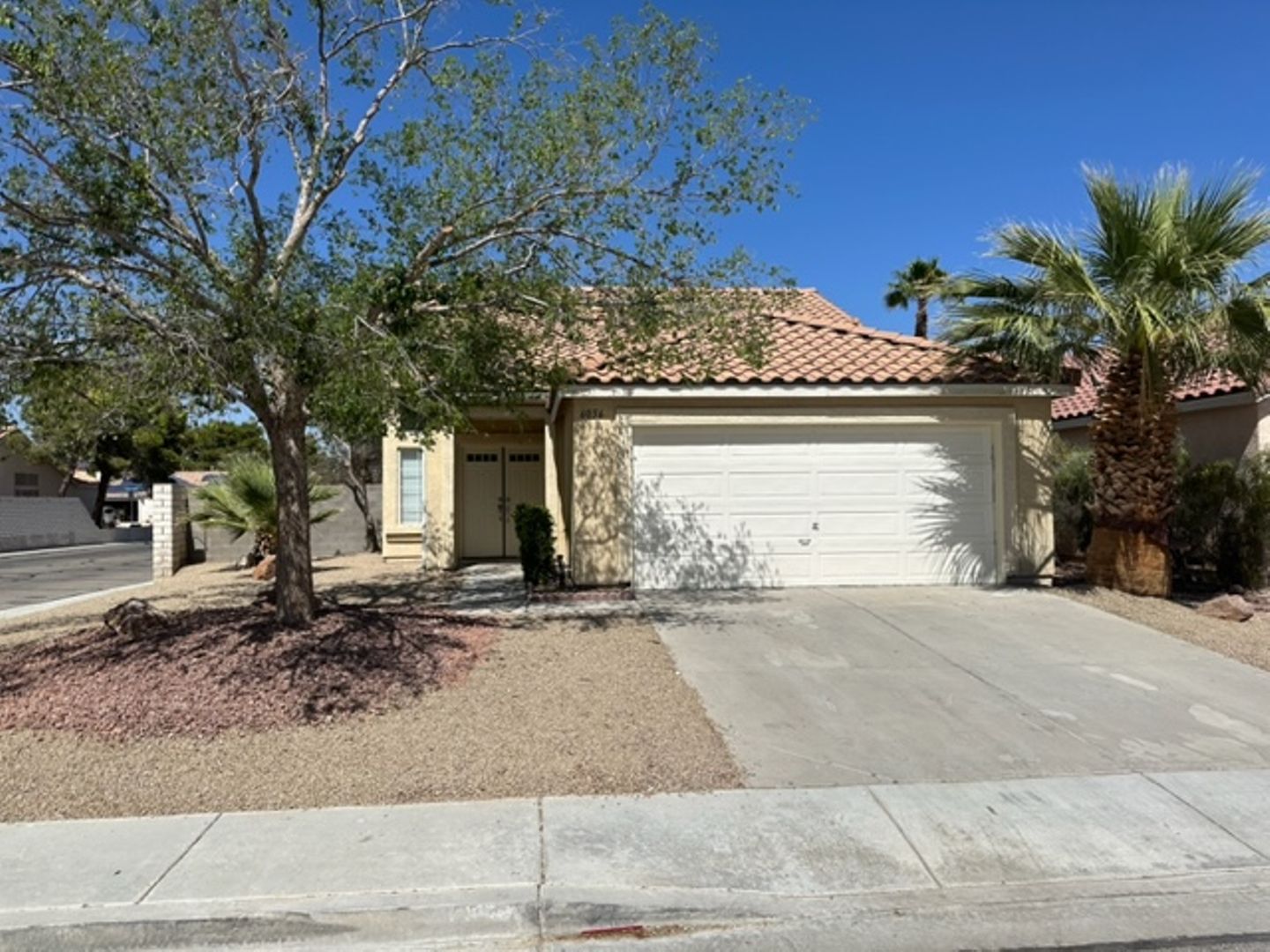 N. Las Vegas House: 6056 Hidden Rock